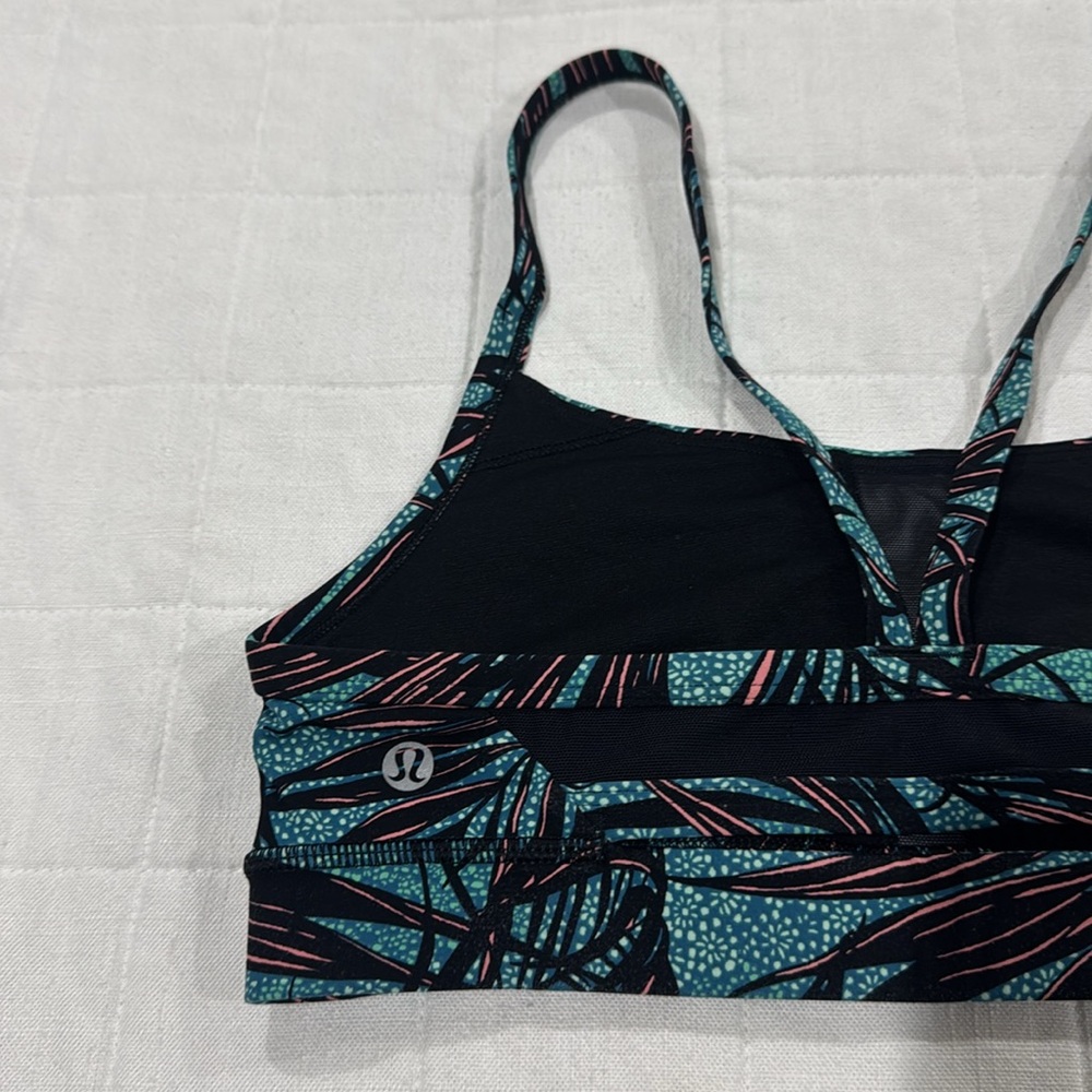 Lululemon Rise and Run Bra - Picture 6 of 10